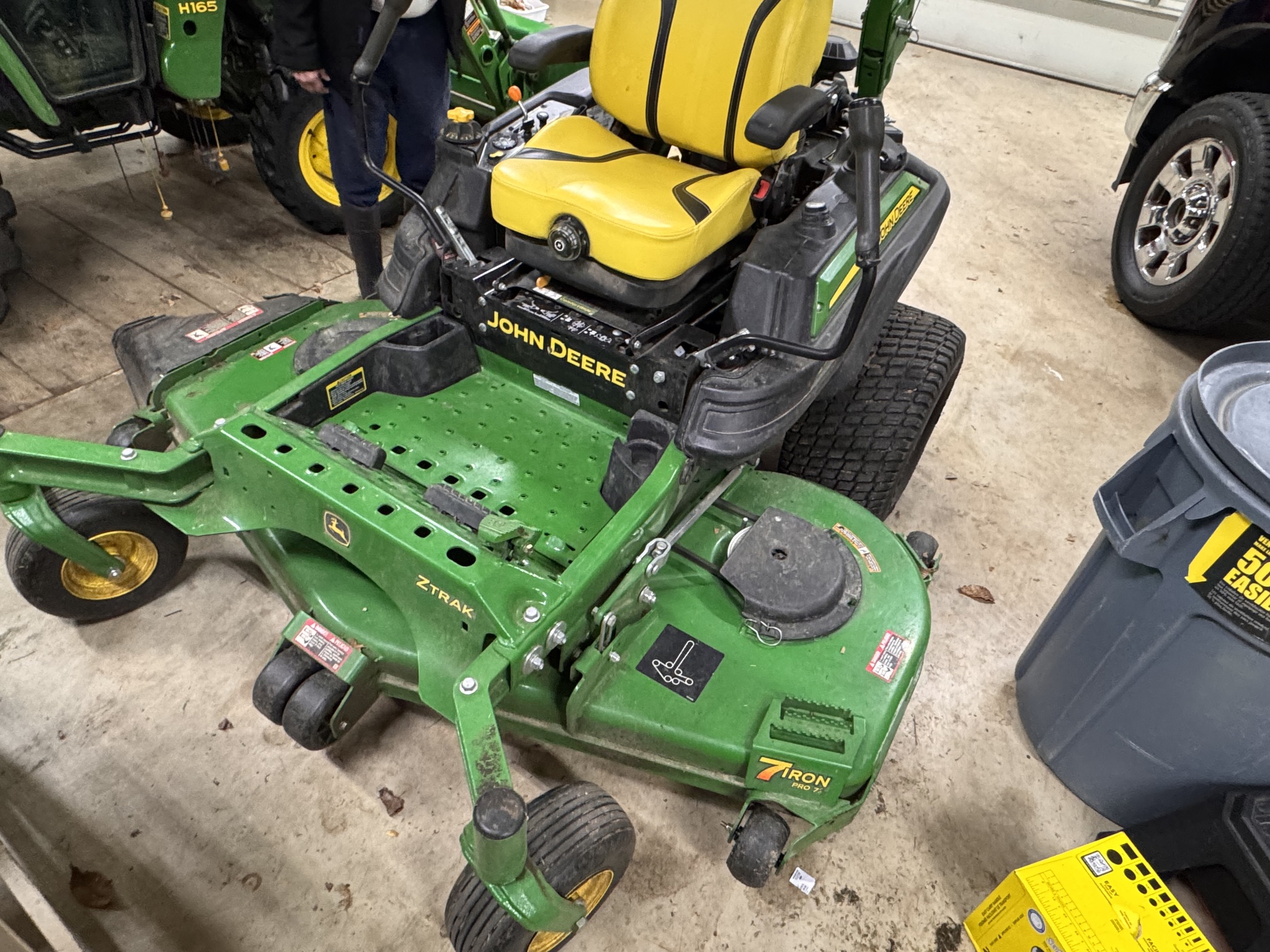  2020 John Deere Z970R at Heritage Tractor in Galesburg, IL