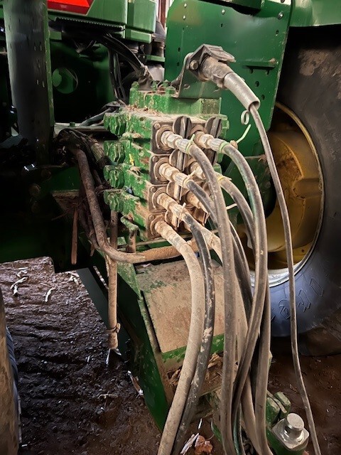 1997 John Deere 9400 Image 5