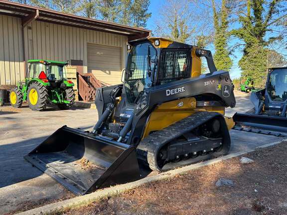0 John Deere 331 P-4