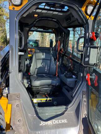 0 John Deere 331 P-6