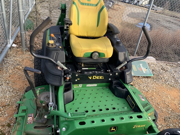 2023 John Deere Z960M Photo 1