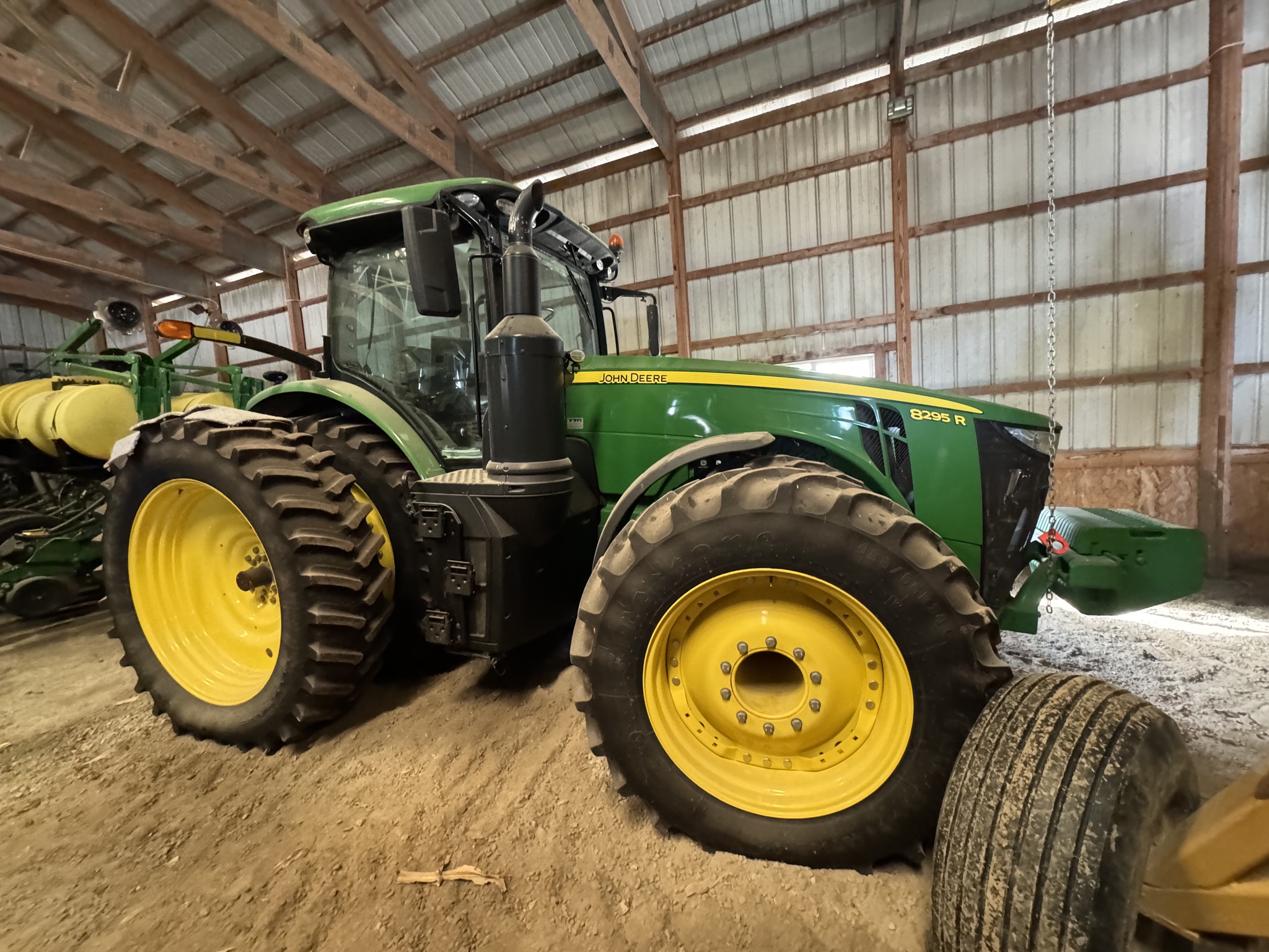 2018 John Deere 8295R Image 1