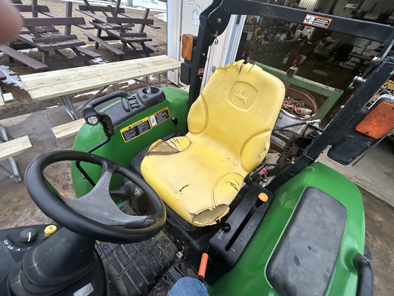 2012 John Deere 4720 - Photo11