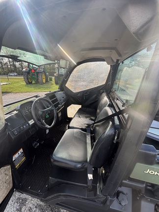 2022 John Deere XUV 835M