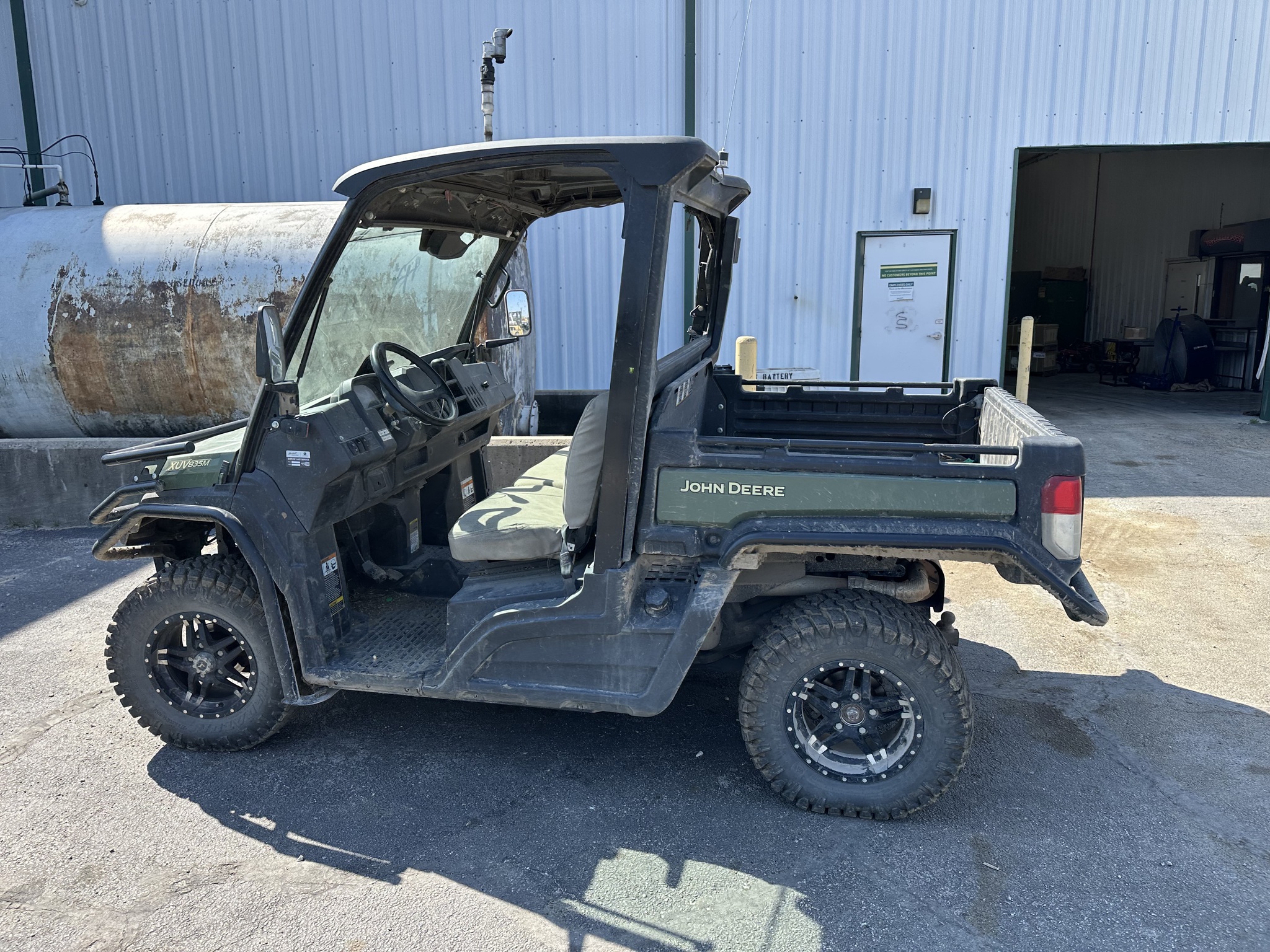  2022 John Deere XUV 835M at Heritage Tractor in Joplin, MO