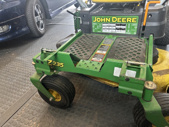 Used 2013 John Deere Z235 Zero Turn Mowers at Koenig Equipment in Urbana, OH - Photo2