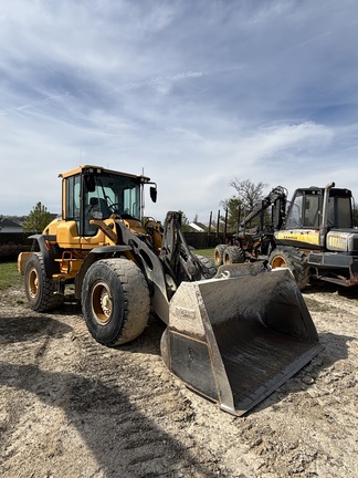 Photo of a 2019 Volvo L90H