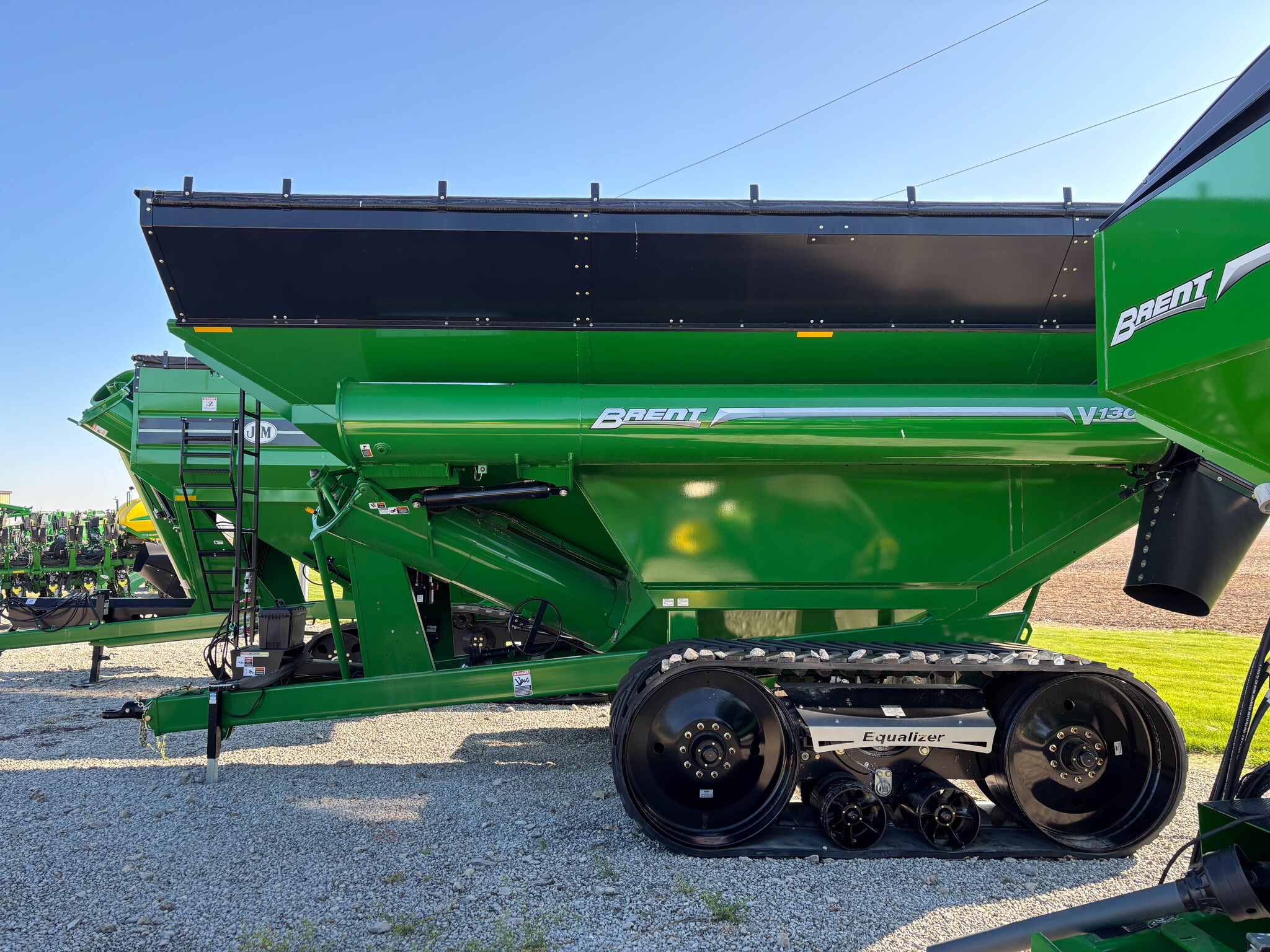 Used 2024 Brent V1300 Grain Carts at Koenig Equipment in Urbana, OH - PhotoXL1
