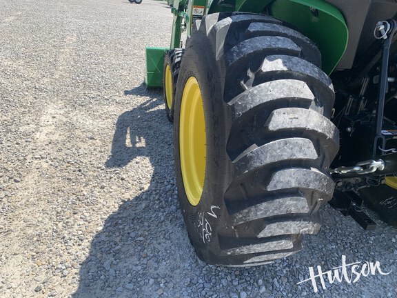 Photo of 2025 John Deere 3032E