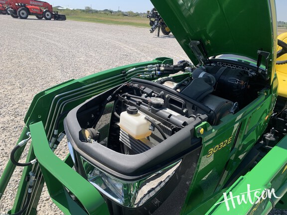 Photo of 2025 John Deere 3032E