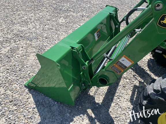 Photo of 2025 John Deere 3032E