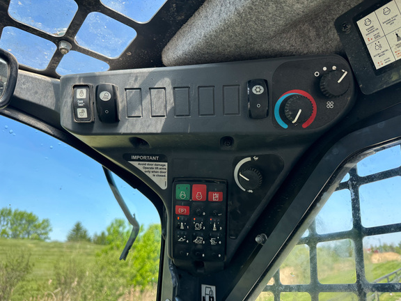 2025 John-Deere 317G
