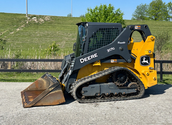 2025 John-Deere 317G