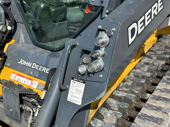 2025 John-Deere 317G