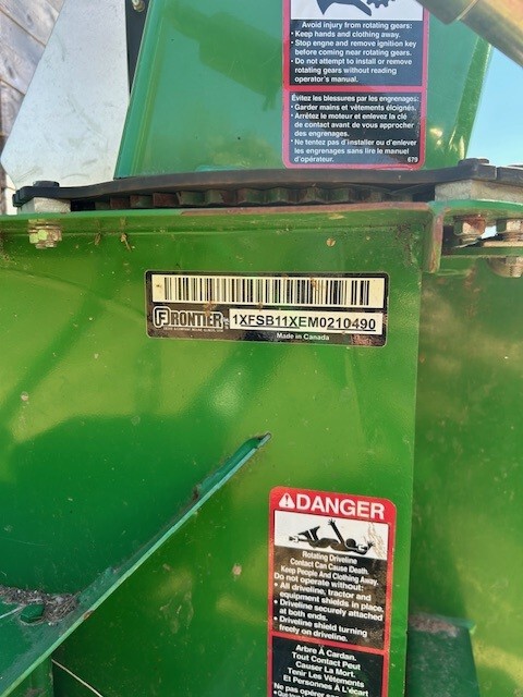 2021 John Deere 1025R Image 4