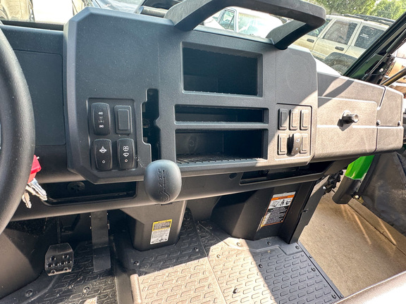 2026 John-Deere XUV 875M Diesel