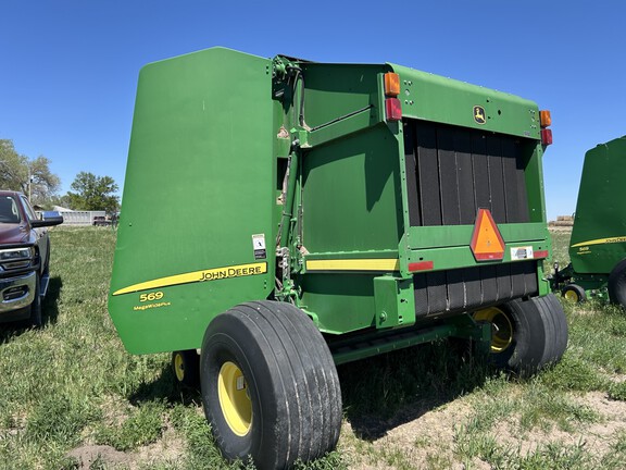 2014 John Deere 569 Used Equipment