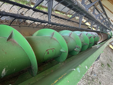Photo of 2014 John Deere 635F