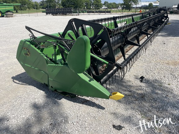 Photo of 2014 John Deere 635F