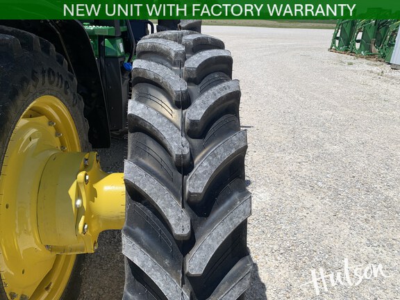 Photo of 2025 John Deere 8R 280