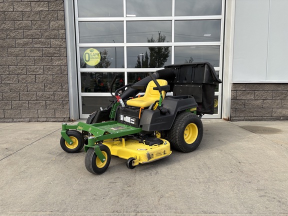 Used 2017 John Deere Z525E Zero Turn Mowers at Horizon Ag & Turf in Edmonton South, AB - Photo2