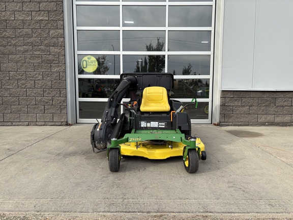 Used 2017 John Deere Z525E Zero Turn Mowers at Horizon Ag & Turf in Edmonton South, AB - Photo1