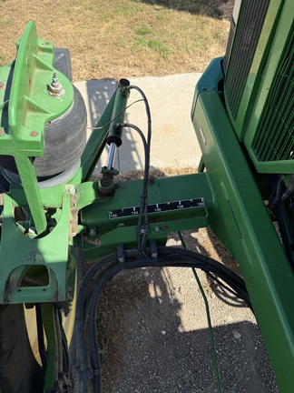 2002 John Deere 4710 (2nd thumbnail)