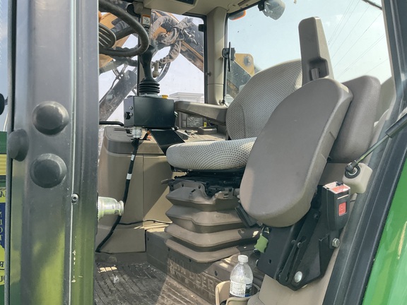 Photo of 2019 John Deere 6110M