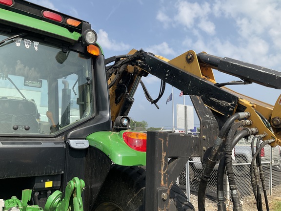 Photo of 2019 John Deere 6110M