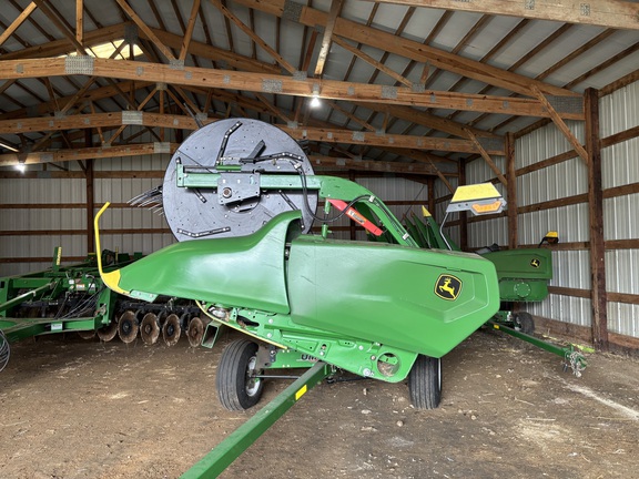Used 2022 John Deere RD35F Combine Platforms at Koenig Equipment in Oxford, OH - Photo1