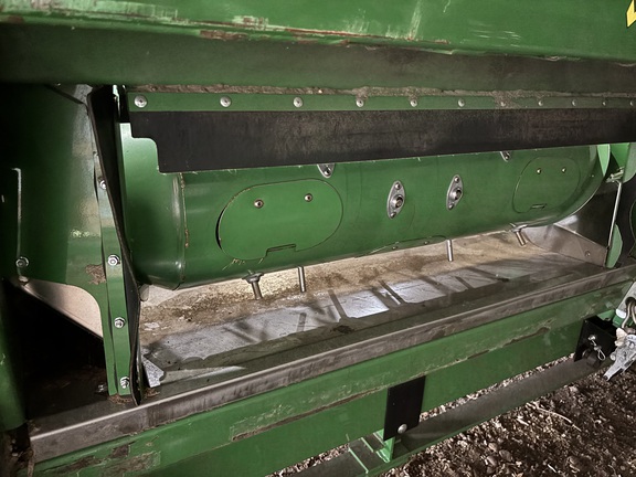 Used 2022 John Deere RD35F Combine Platforms at Koenig Equipment in Oxford, OH - Photo4