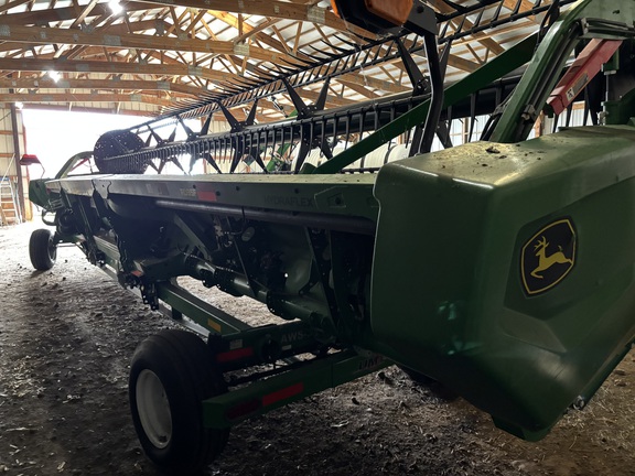 Used 2022 John Deere RD35F Combine Platforms at Koenig Equipment in Oxford, OH - Photo6