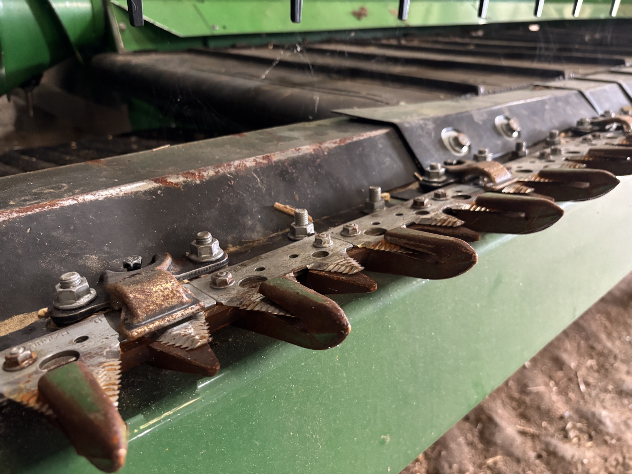 Used 2022 John Deere RD35F Combine Platforms at Koenig Equipment in Oxford, OH - PhotoXL12