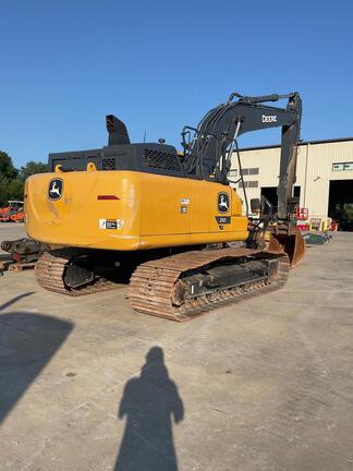 2023 John Deere 210 P