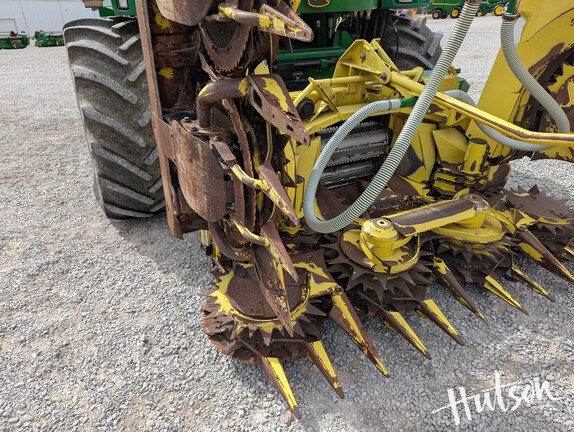 Photo of 2010 John Deere 7450