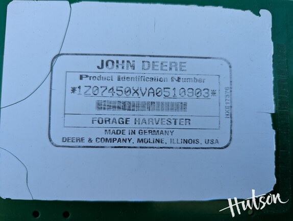 Photo of 2010 John Deere 7450