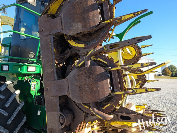 Photo of 2010 John Deere 7450