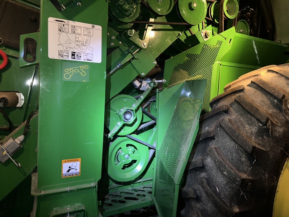 Photo of 2017 John Deere S670