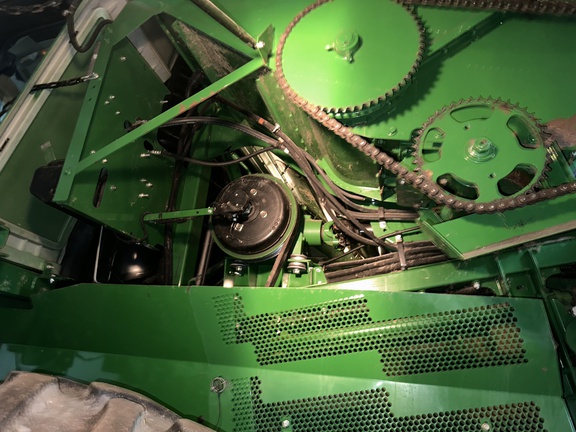 Photo of 2017 John Deere S670