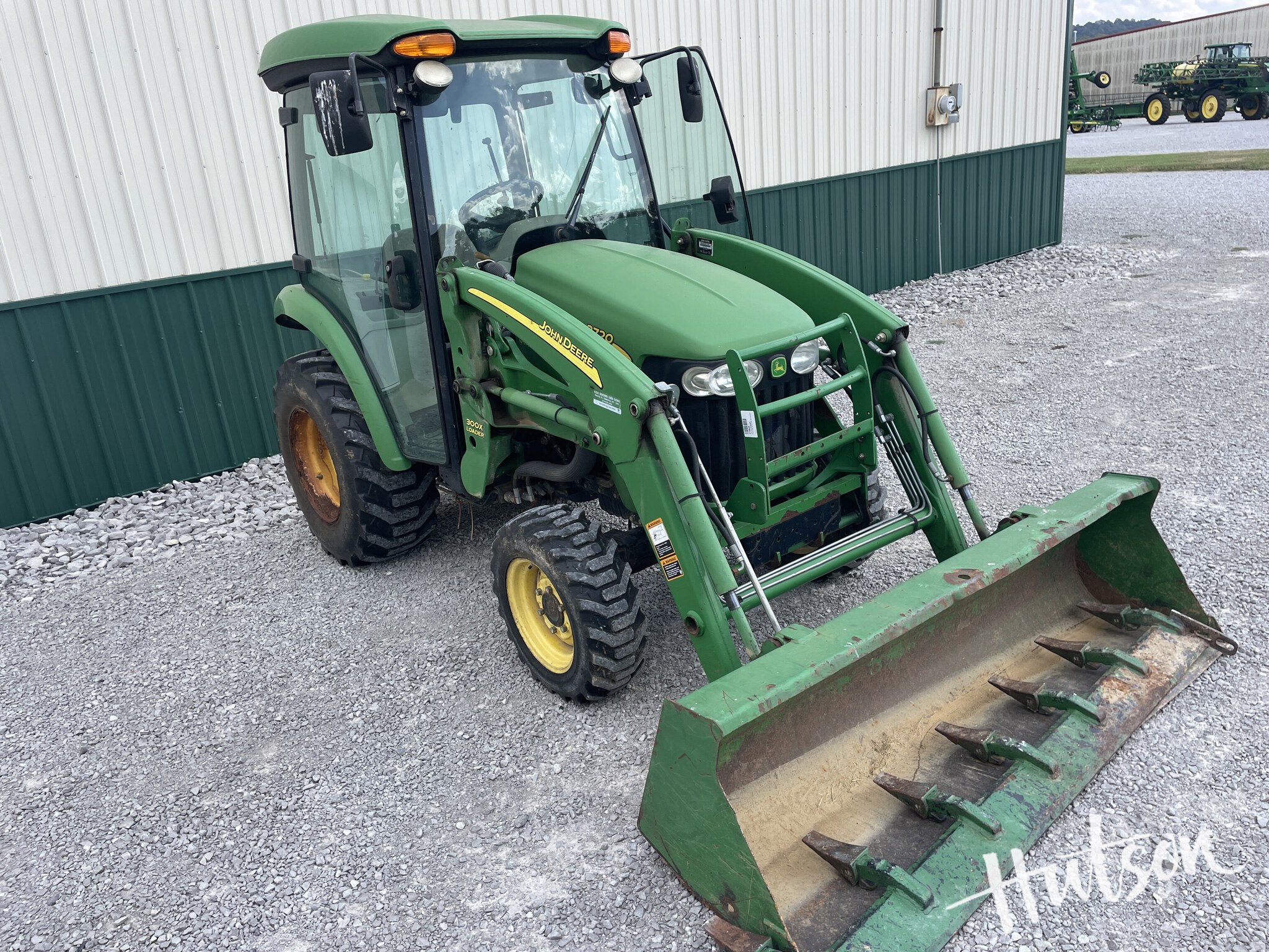 2009 John Deere 3720