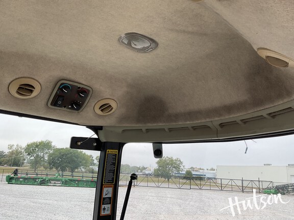 Photo of 2009 John Deere 3720