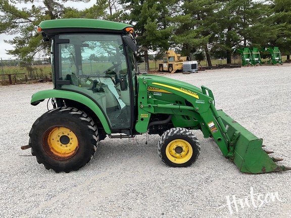 Photo of 2009 John Deere 3720