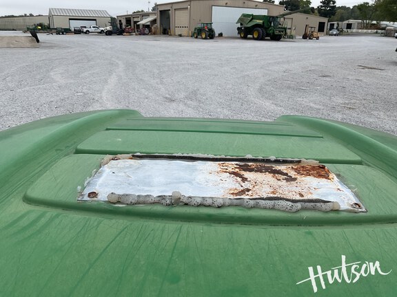 Photo of 2009 John Deere 3720