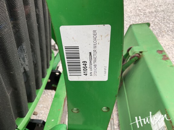 Photo of 2009 John Deere 3720