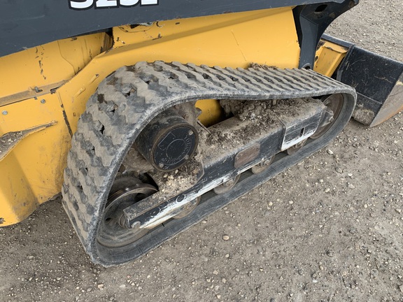 2018 John Deere 323E