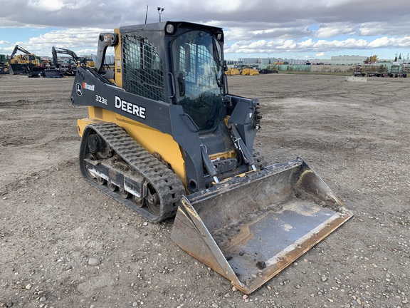 2018 John Deere 323E