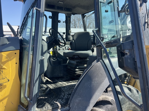 2019 John Deere 310SL