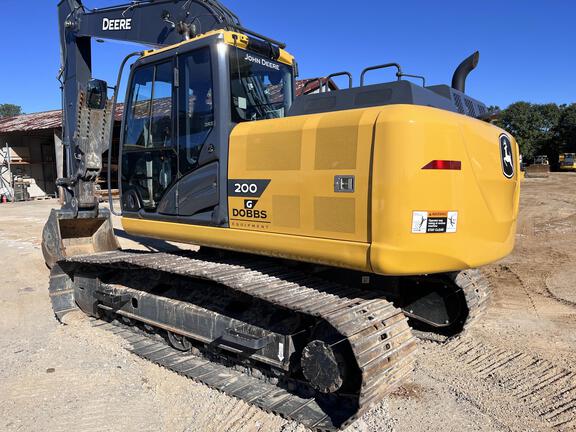 2025 John Deere 200G