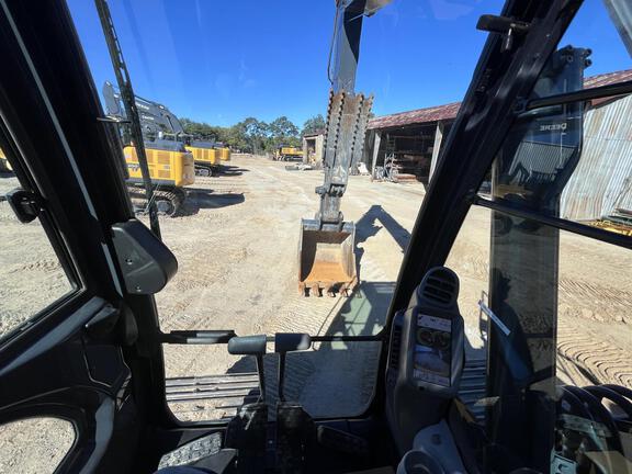 2025 John Deere 200G