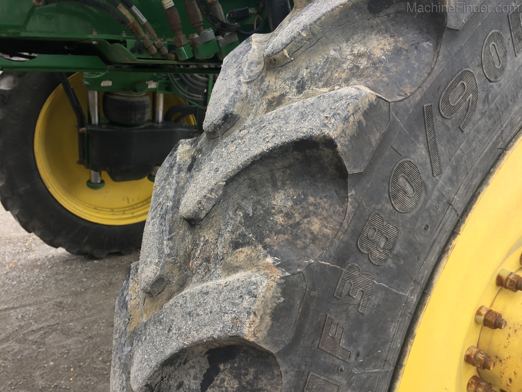 2016 John Deere R4038 Image 8